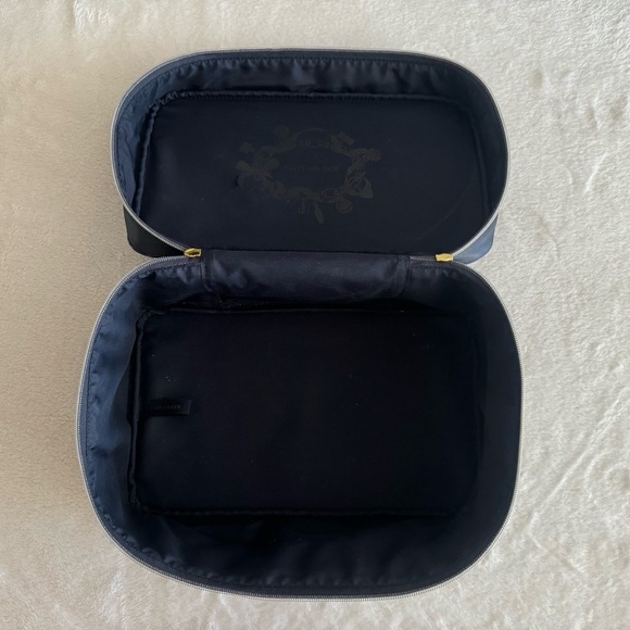 Estée Lauder Nylon Dark Blue Soft Cosmetic Makeup Travel Bag with Gold Accents - Picture 6 of 12